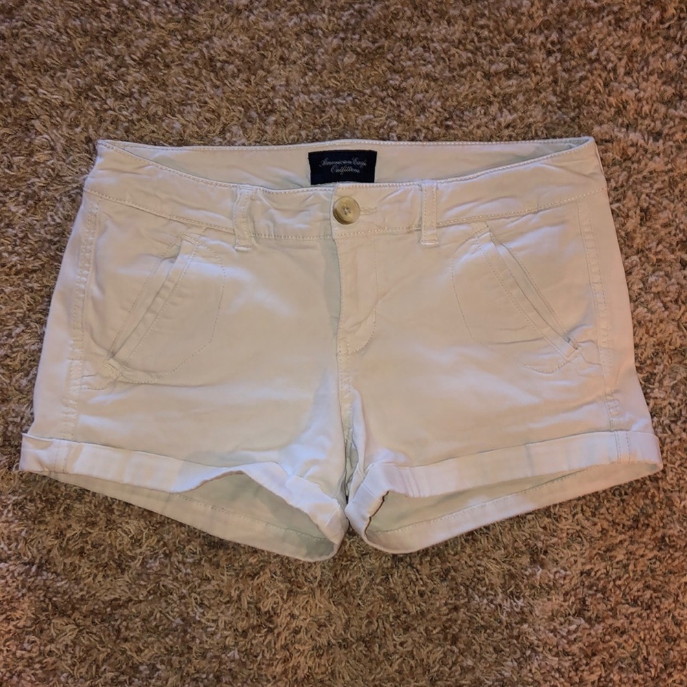 White American Eagle shorts, size 4